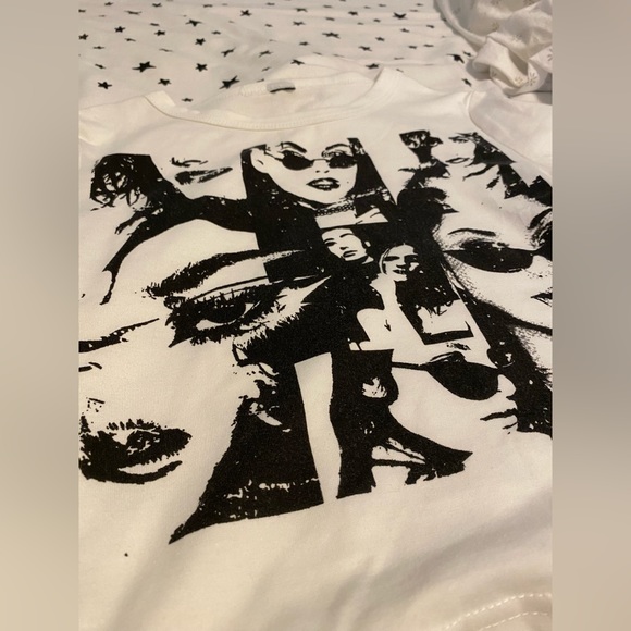 Graphic Tee black and white y2k acubi - Picture 3 of 3